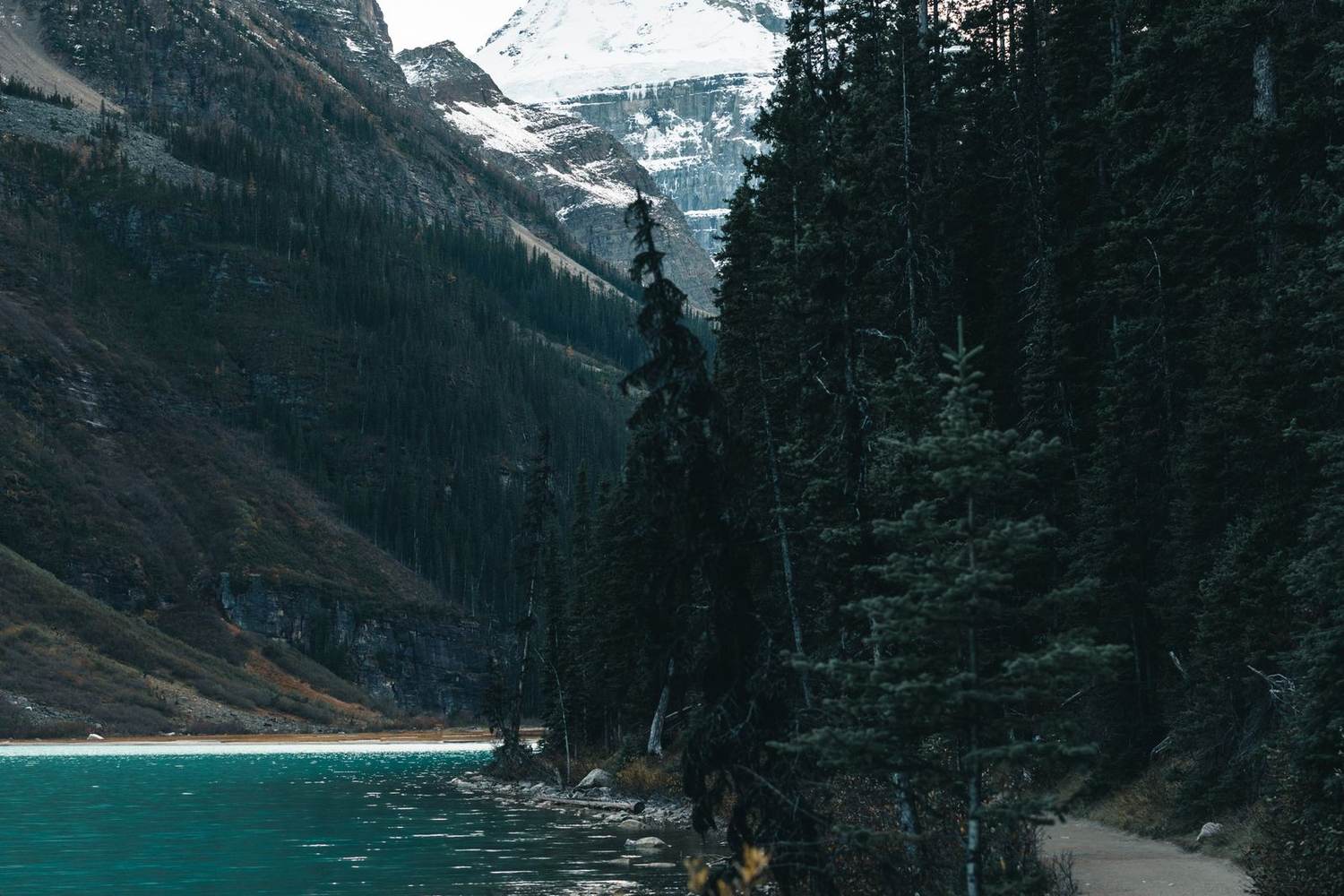 Canada: Banff, Jasper & the Rockies guide cover