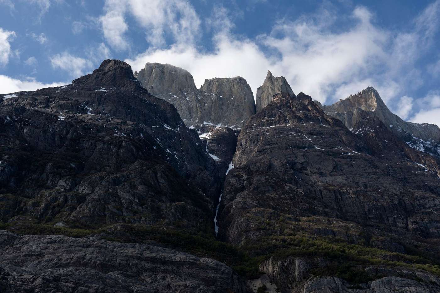 Patagonia: Torres del Paine guide cover