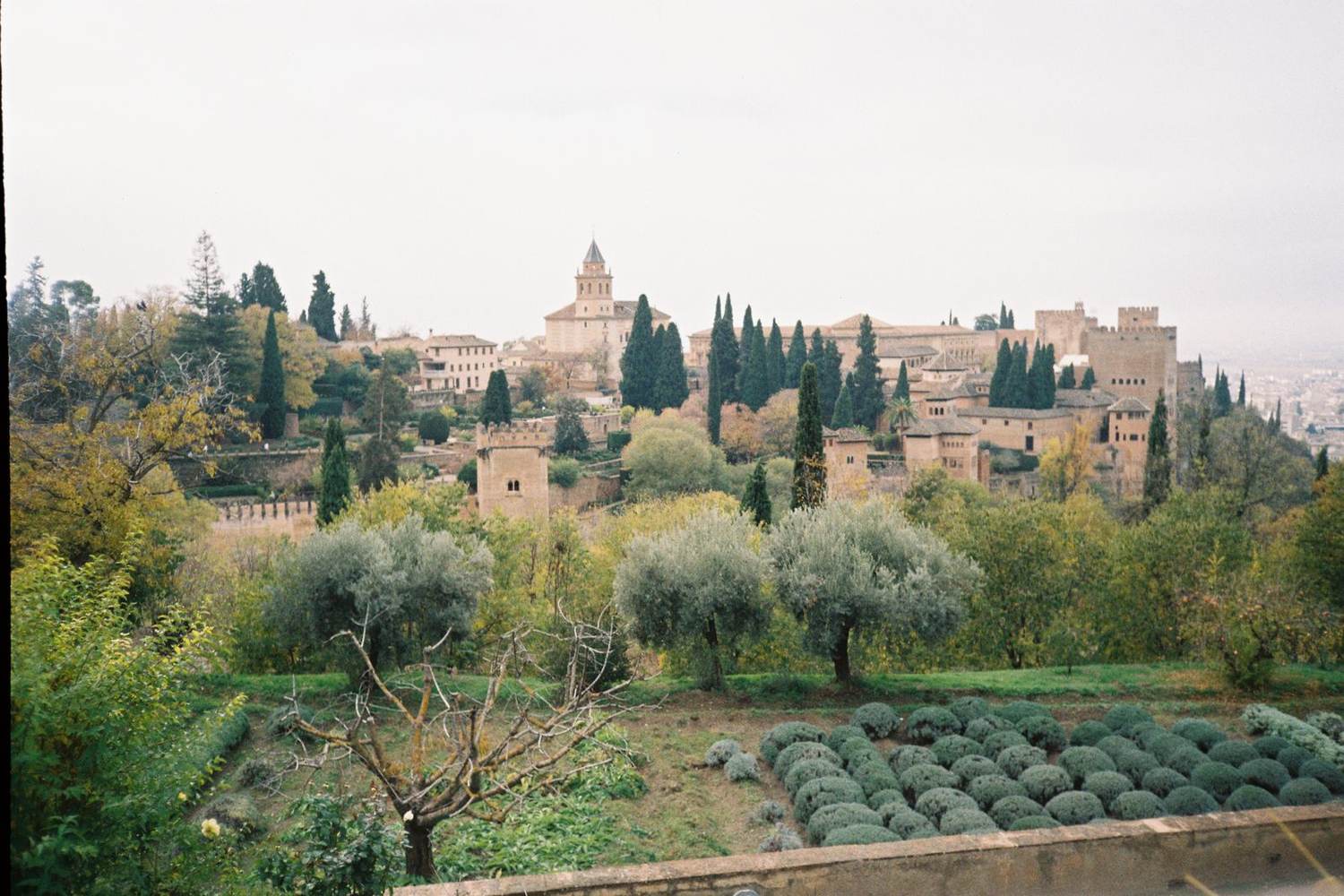 Spain: Andalusia — Seville, Granada & Córdoba guide cover